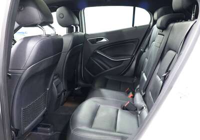 2016 MERCEDES-BENZ GLA 180
