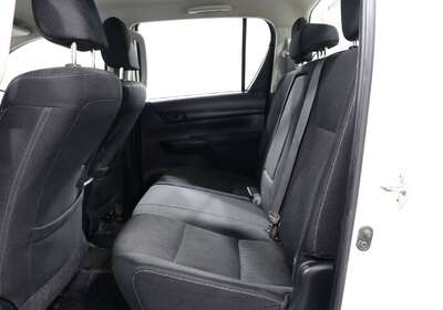 2019 TOYOTA HILUX SR (4X4)
