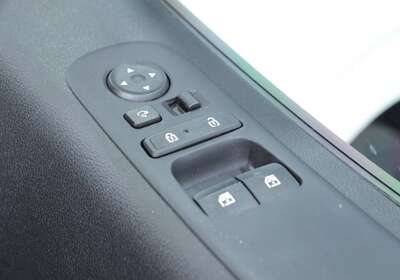 2024 HYUNDAI STARIA LOAD 2S 2.2D LIFTBACK