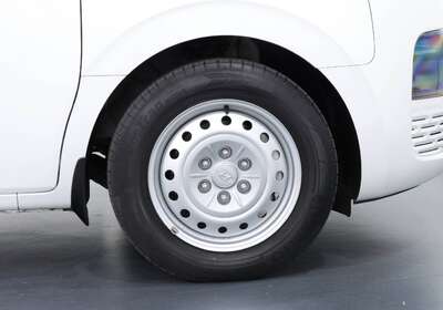 2024 HYUNDAI STARIA LOAD 2S 2.2D LIFTBACK