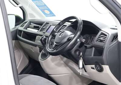 2019 VOLKSWAGEN TRANSPORTER TDI 400 LWB HIGH 4MOTION