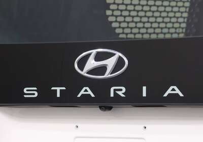 2024 HYUNDAI STARIA LOAD 2S 2.2D LIFTBACK