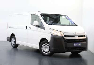 2022 TOYOTA HIACE LWB