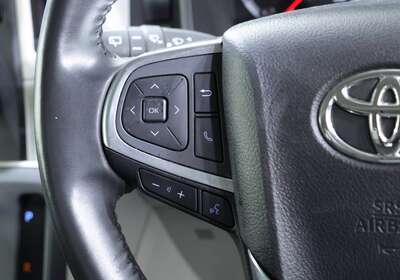 2022 TOYOTA HIACE LWB
