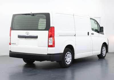 2022 TOYOTA HIACE LWB