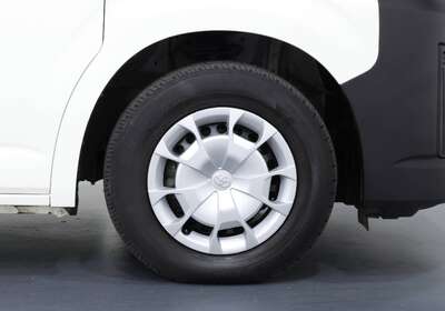 2022 TOYOTA HIACE LWB