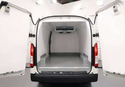 2025 TOYOTA HIACE SLWB