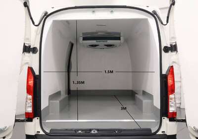2025 TOYOTA HIACE SLWB