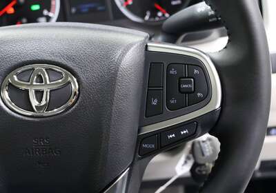 2025 TOYOTA HIACE SLWB