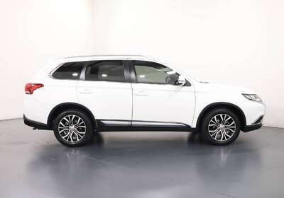2017 MITSUBISHI OUTLANDER LS 7 SEAT (2WD)