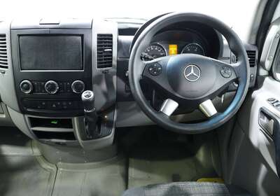 2017 MERCEDES-BENZ SPRINTER 319CDI LOW ROOF MWB 7G-TRONIC
