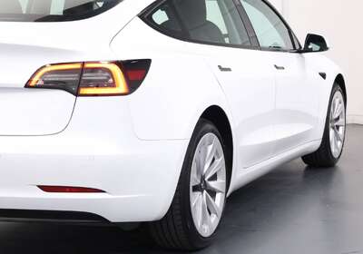 2022 TESLA MODEL 3 REAR-WHEEL DRIVE