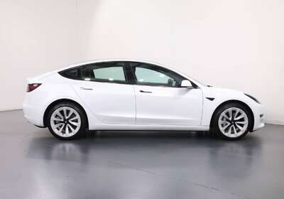 2022 TESLA MODEL 3 REAR-WHEEL DRIVE