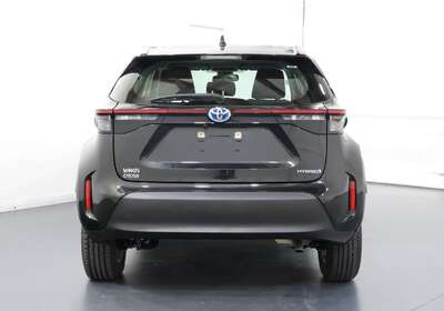 2023 TOYOTA YARIS CROSS GX HYBRID