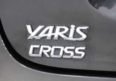 2023 TOYOTA YARIS CROSS GX HYBRID