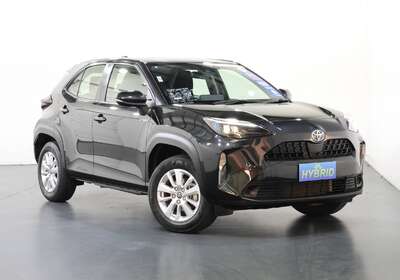 2023 TOYOTA YARIS CROSS GX HYBRID