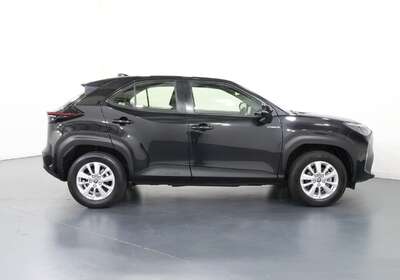 2023 TOYOTA YARIS CROSS GX HYBRID