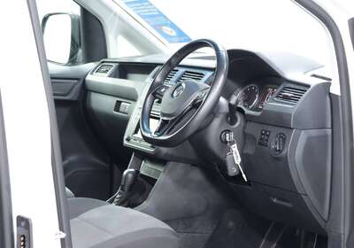 2020 VOLKSWAGEN CADDY MAXI CREWVAN TSI220