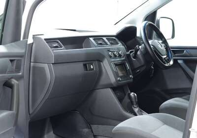 2020 VOLKSWAGEN CADDY MAXI CREWVAN TSI220