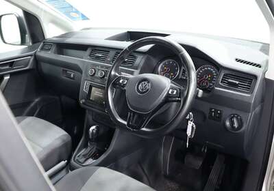 2020 VOLKSWAGEN CADDY MAXI TSI220