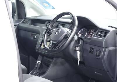 2020 VOLKSWAGEN CADDY MAXI TSI220