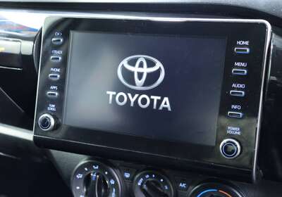 2021 TOYOTA HILUX SR HI-RIDER