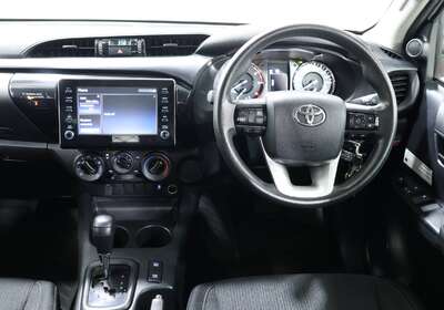 2021 TOYOTA HILUX SR HI-RIDER