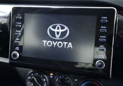 2021 TOYOTA HILUX SR HI-RIDER