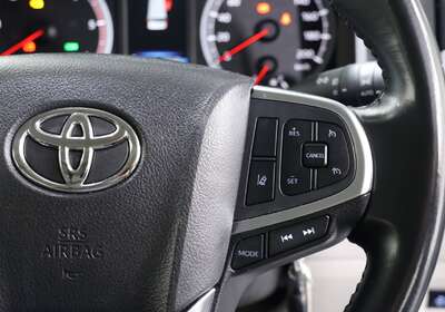 2021 TOYOTA HIACE LWB