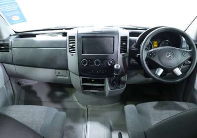 2017 MERCEDES-BENZ SPRINTER 319CDI LOW ROOF MWB 7G-TRONIC