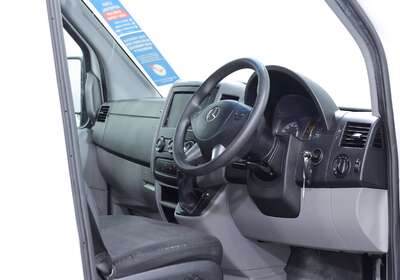 2017 MERCEDES-BENZ SPRINTER 319CDI LOW ROOF MWB 7G-TRONIC