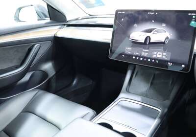 2022 TESLA MODEL 3 REAR-WHEEL DRIVE