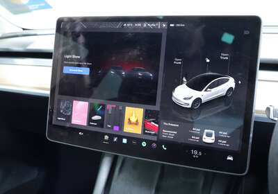 2022 TESLA MODEL 3 REAR-WHEEL DRIVE