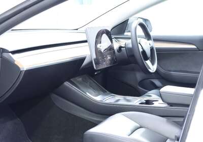 2022 TESLA MODEL 3 REAR-WHEEL DRIVE