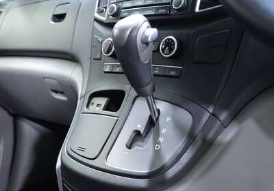 2018 HYUNDAI ILOAD 3S LIFTBACK