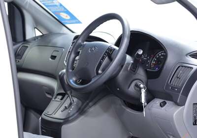 2018 HYUNDAI ILOAD 3S LIFTBACK