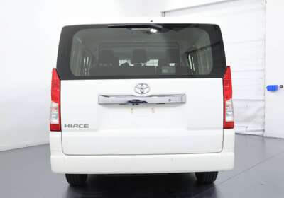 2020 TOYOTA HIACE LWB CREW