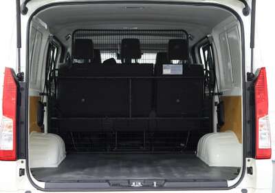 2020 TOYOTA HIACE LWB CREW