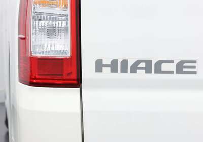 2020 TOYOTA HIACE LWB CREW