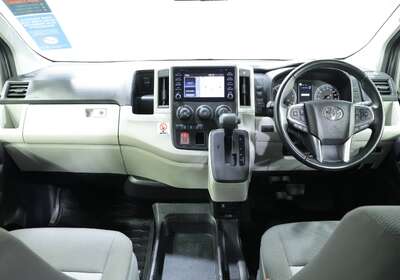 2020 TOYOTA HIACE LWB CREW