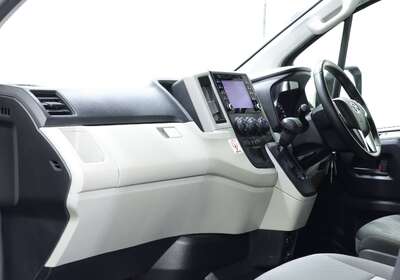2020 TOYOTA HIACE LWB CREW