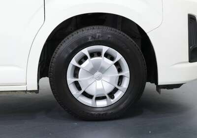 2020 TOYOTA HIACE LWB CREW