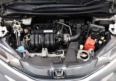 2014 HONDA FIT HYBRID 1.5L 5 SEATER