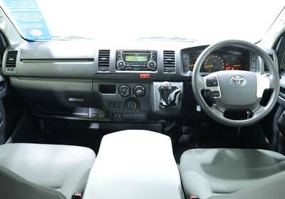2014 TOYOTA HIACE LWB