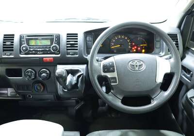 2014 TOYOTA HIACE LWB