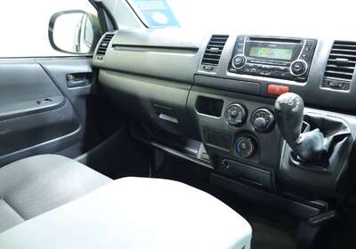 2014 TOYOTA HIACE LWB