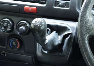 2014 TOYOTA HIACE LWB