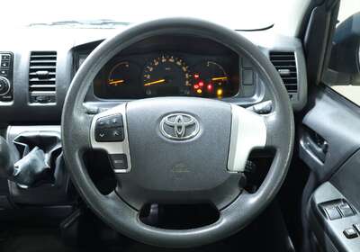 2014 TOYOTA HIACE LWB