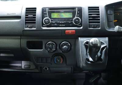 2014 TOYOTA HIACE LWB