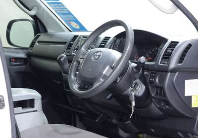 2014 TOYOTA HIACE LWB